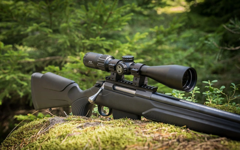 IRIS 3-9x40 lifestyle