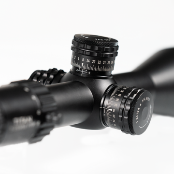 Titan5-25x56 Right Angle